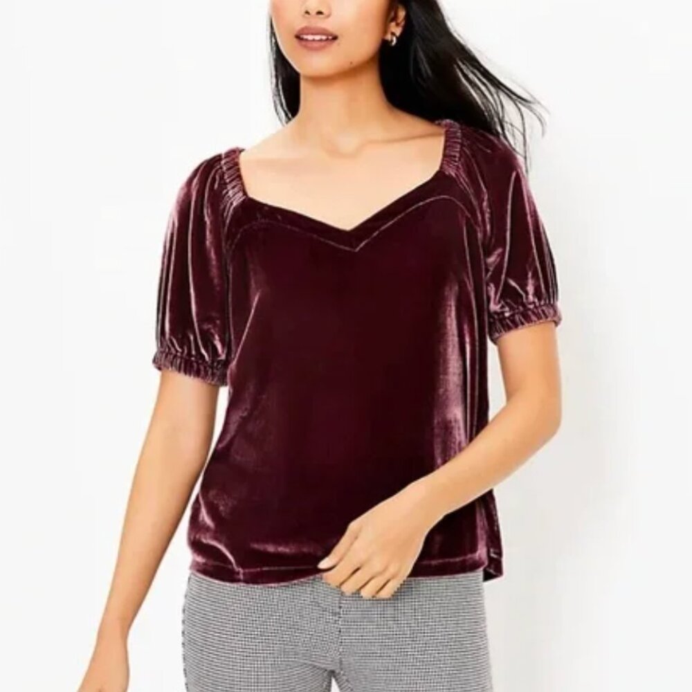 NWOT Loft Purple Velvet Sweetheart Top - size S